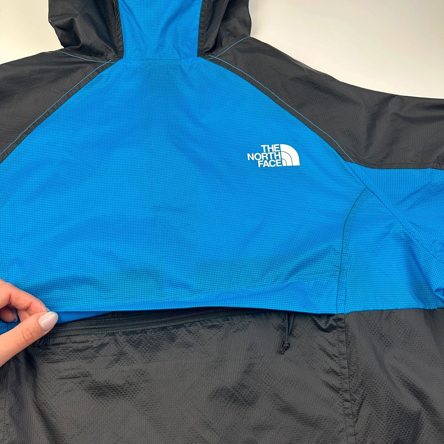 The North Face Moteriška Neperpučiama Striukė, M Spley