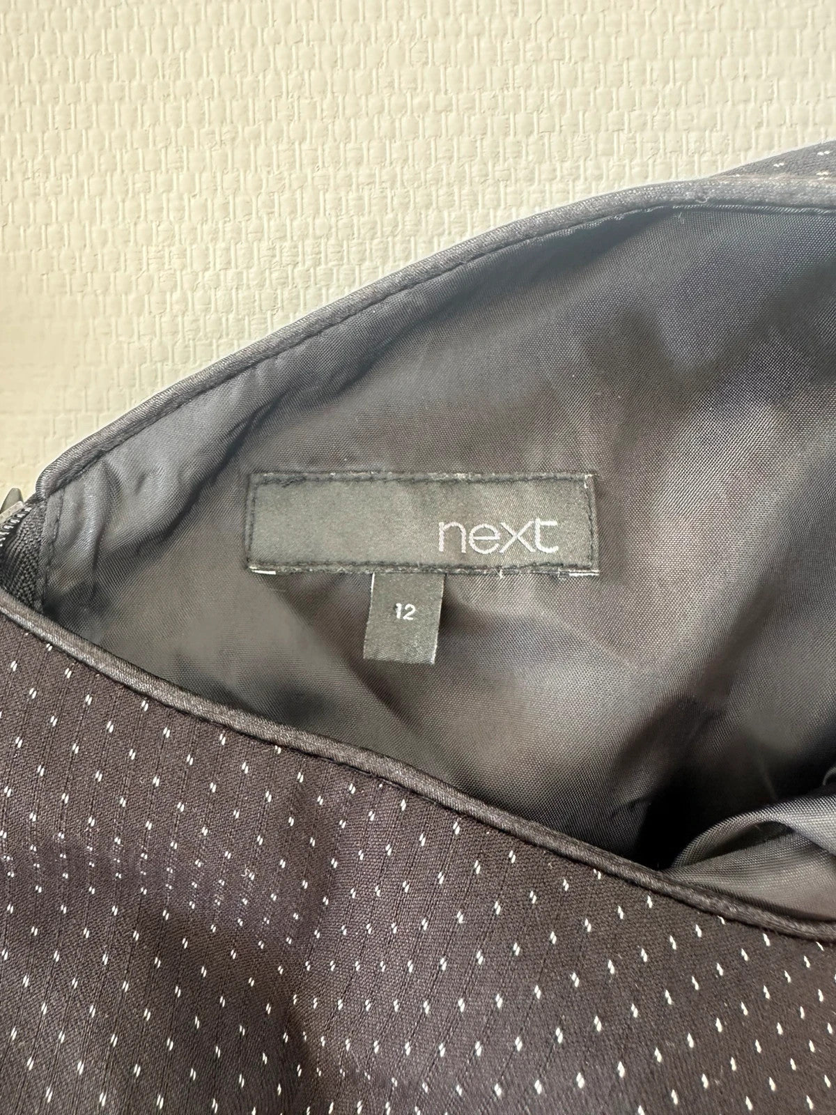 Next Juoda Suknelė, L Spley