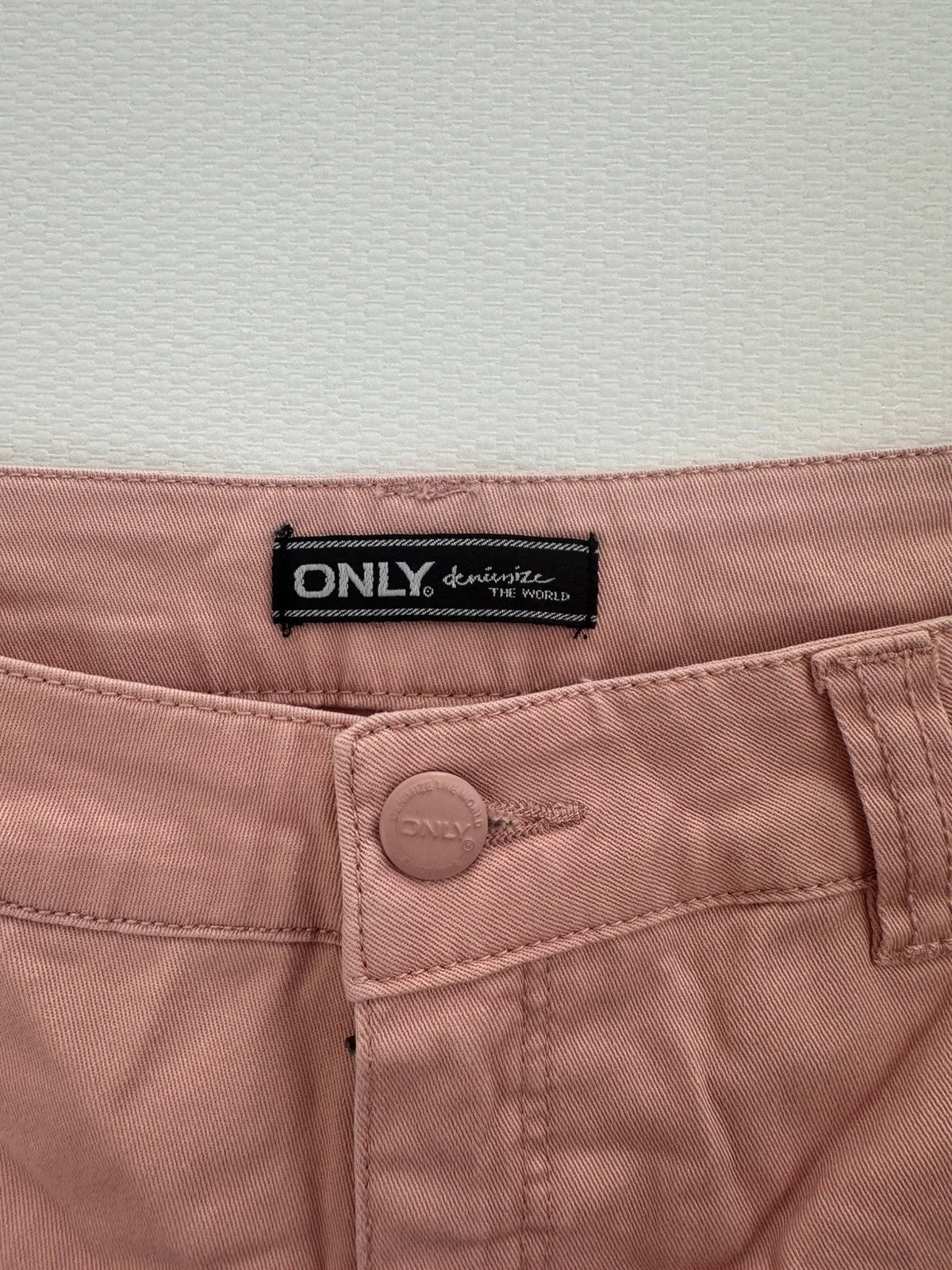 Only Moteriški Šortukai, L Spley
