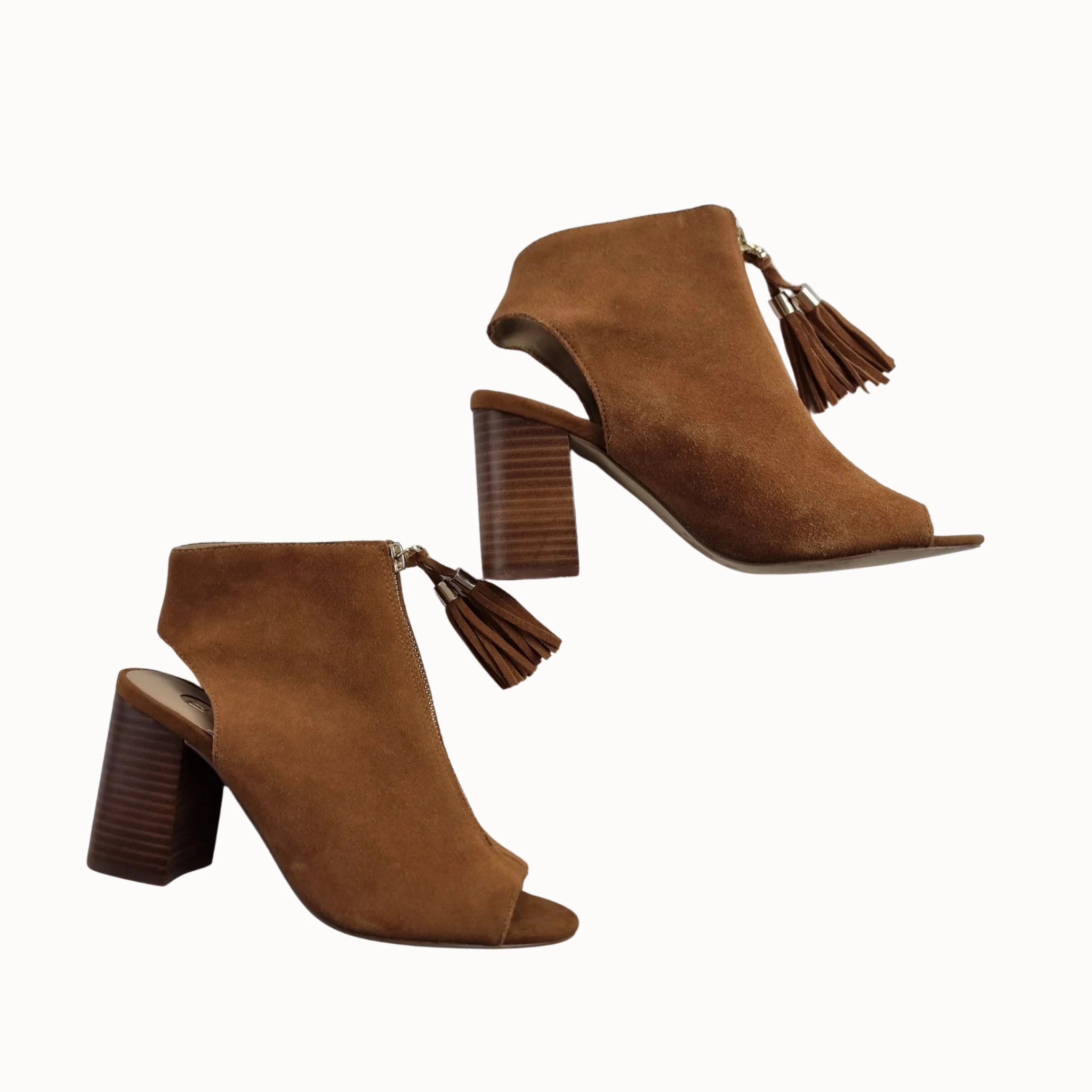 River Island Aukštakulnės Basutės, 37