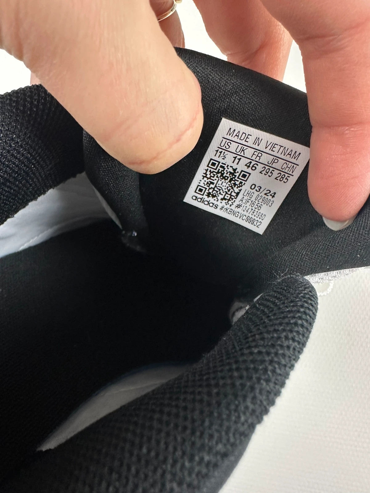Adidas Vyriški Sportbačiai, 46 Spley