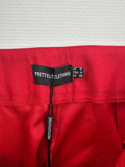 PrettyLittleThing Kelnės su diržu, S Spley