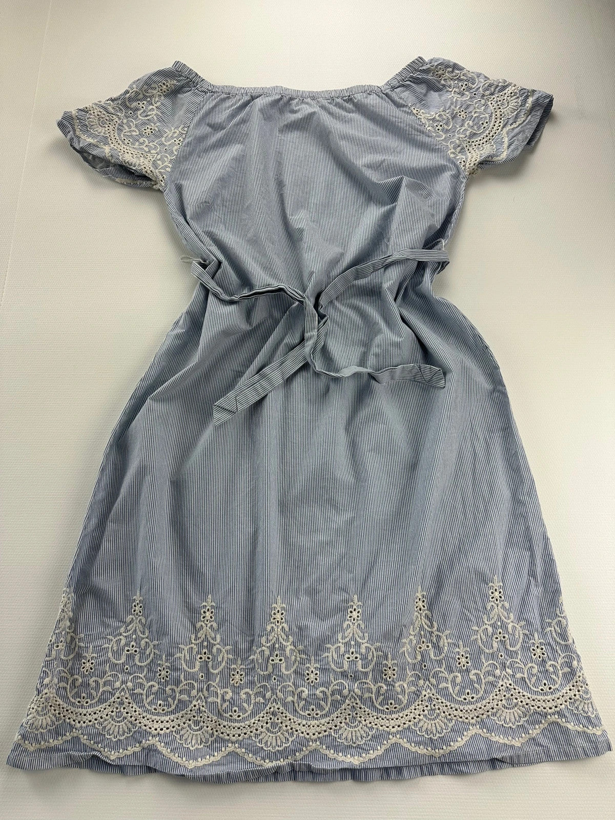 Cream Vasarinė Suknelė su Nerinukais, XL Spley